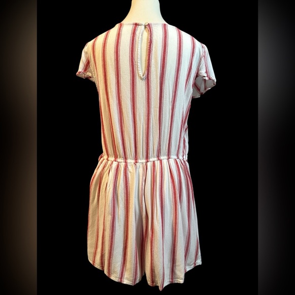 Hollister Red and White Striped Romper with Wrap and Side Tie - Picture 6 of 6